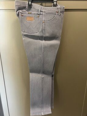 Wrangler WRANGLER® COWBOY CUT Gray Straight-Leg Jeans 38x32